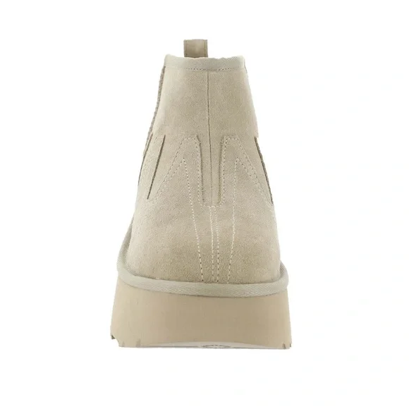 UGG® Ultra Mini New Heights Sunwave Color:
Mustard Seed (Women's) SZ 9 $179! - Picture 3 of 9